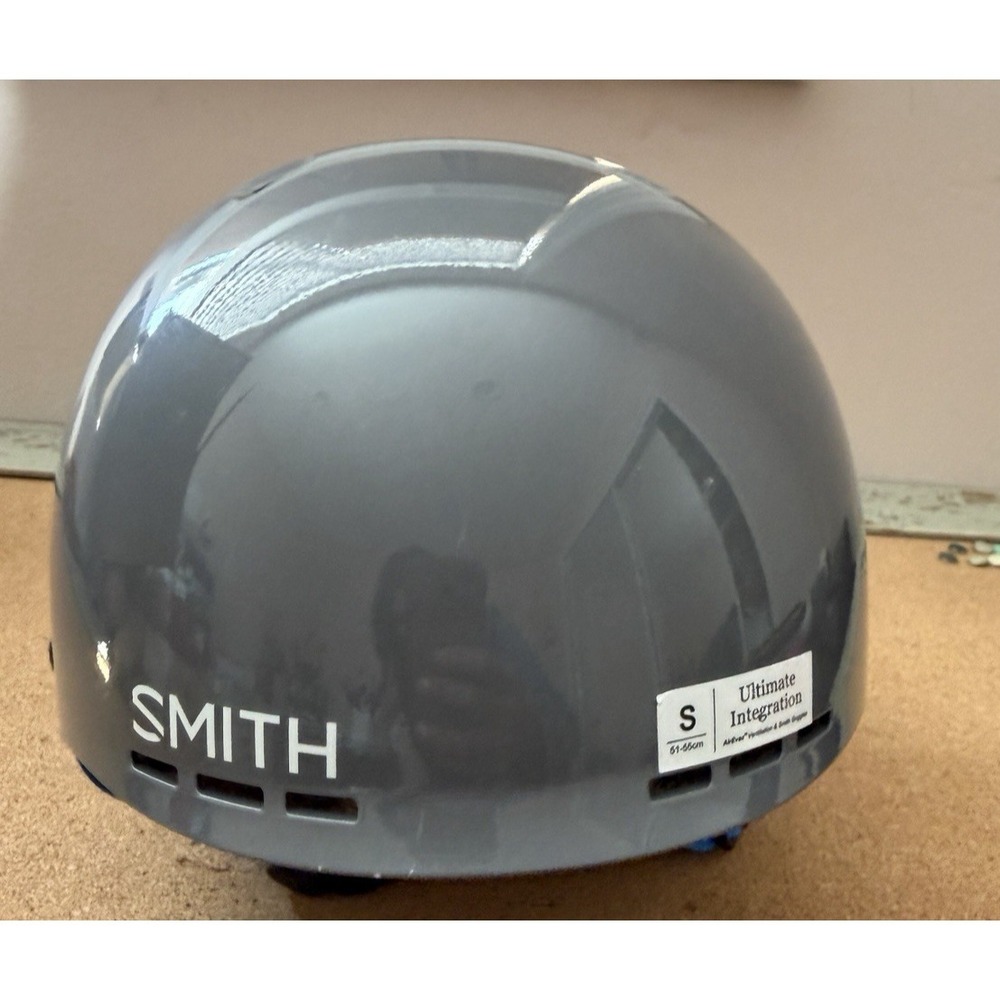 Smith Holt Ski Snowboard Helmet Size S 51-55cm Pre-Owned Great Condition‎